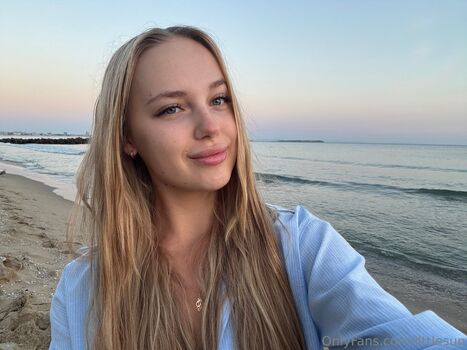 Full leaked Llttlesun private onlyfans photo