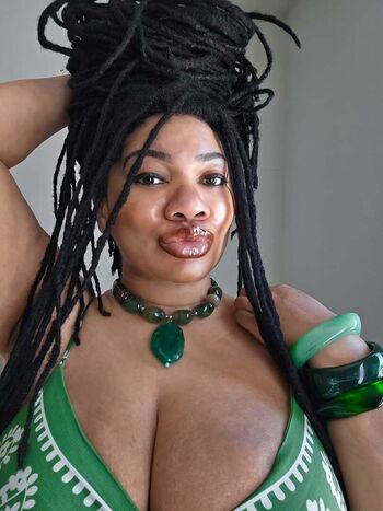 Full leaked Lockedhoneyprincess private onlyfans photo