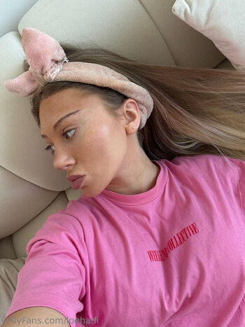 Full leaked Loeni hadi  page private onlyfans photo