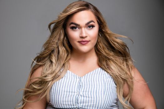 Full leaked Loey lane private onlyfans photo