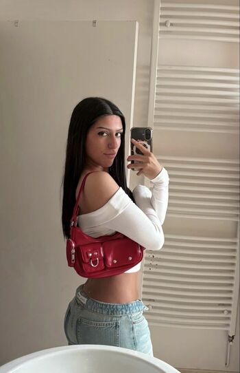 Lola Clr