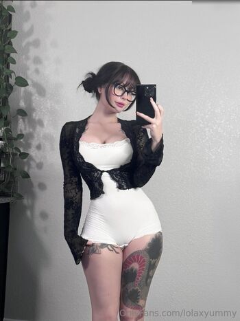 Full leaked Lola goth private onlyfans photo