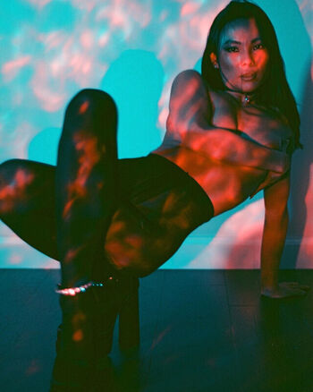 Full leaked Lola kimchi page private onlyfans photo