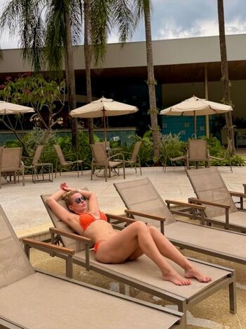 Full leaked Lola melnyck private onlyfans photo