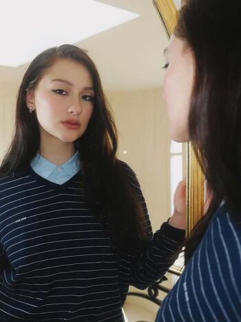 Full leaked Lola tung private onlyfans photo