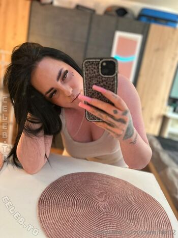 Lola_Wildx