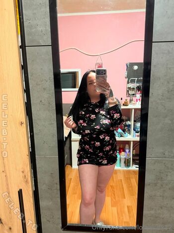 Full leaked Lola wildx private onlyfans photo