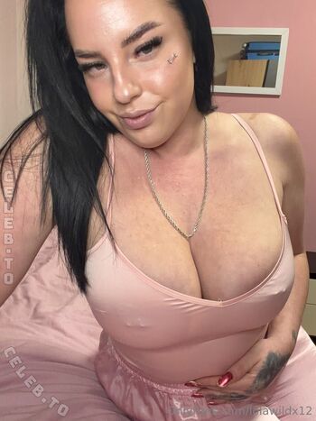 Full leaked Lola wildx private onlyfans photo