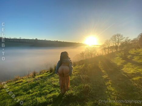 Full leaked Lolahippy private onlyfans photo