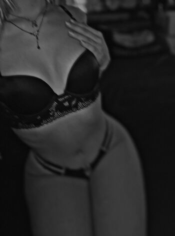 Full leaked Lolalixx private onlyfans photo