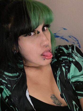 Full leaked Lolatoxicbunnii private onlyfans photo