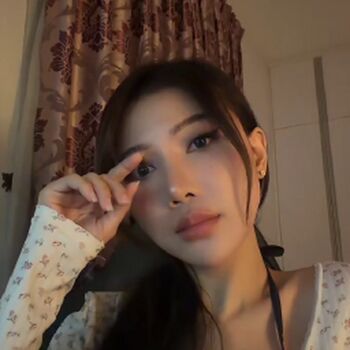 Full leaked Lolaxbunny private onlyfans photo