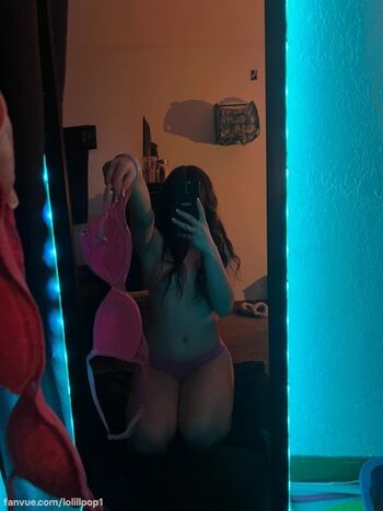 Full leaked Lolillpop private onlyfans photo