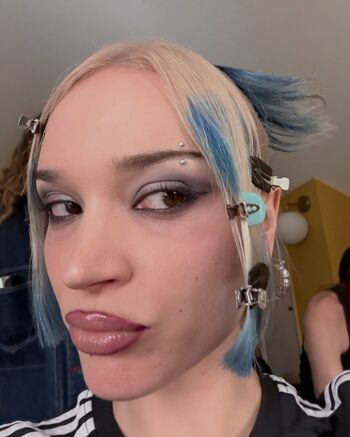 Full leaked Lolo zouai private onlyfans photo