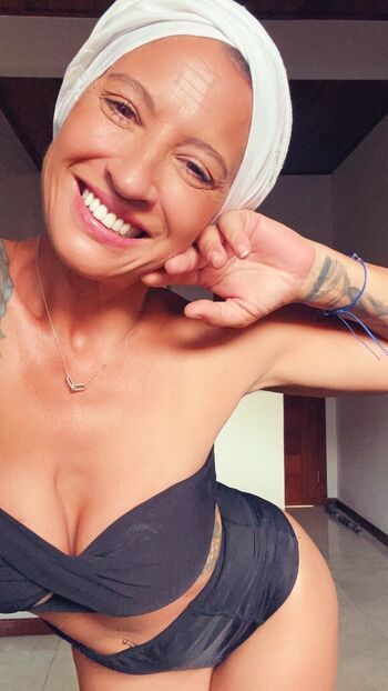 Full leaked Lolygils private onlyfans photo