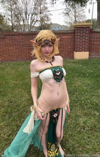 Full leaked Lolyomie page private onlyfans photo