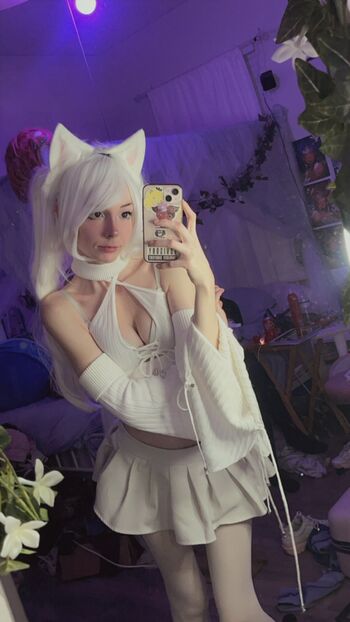 Full leaked Lolyomie page private onlyfans photo