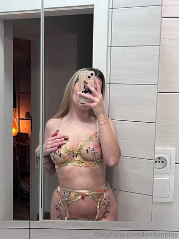 Full leaked Londonplay  page private onlyfans photo