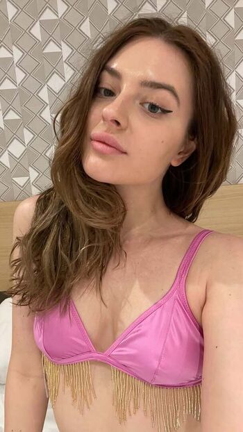 Full leaked Lonliillgirl private onlyfans photo