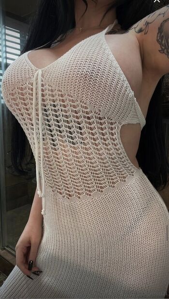 Full leaked Loogiesuzi private onlyfans photo
