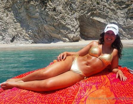 Full leaked Lookatlucyvip private onlyfans photo