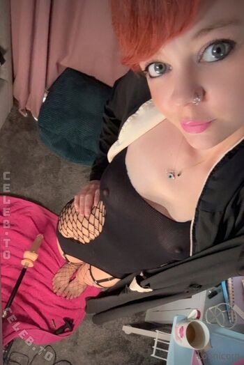 Full leaked Loonicorn private onlyfans photo