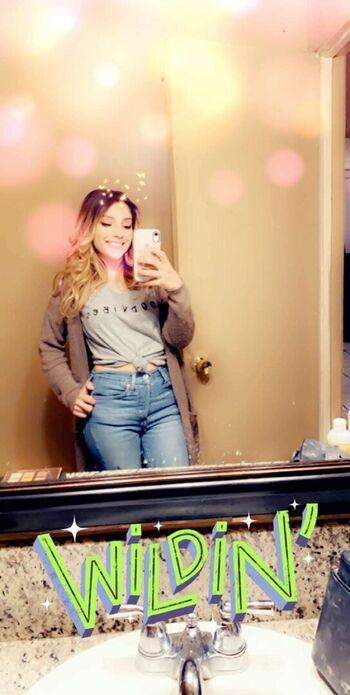 Full leaked Loovee seeniaa private onlyfans photo