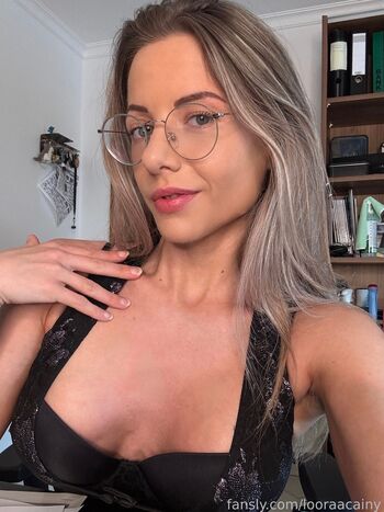 Full leaked Lora cain private onlyfans photo