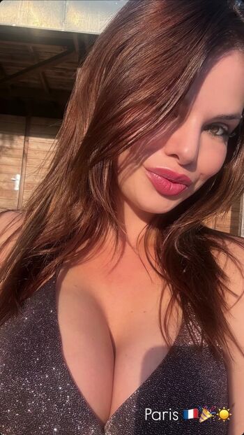 Full leaked Loralora private onlyfans photo