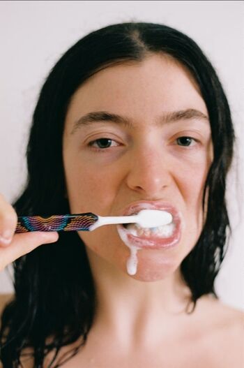 Full leaked Lorde  page private onlyfans photo