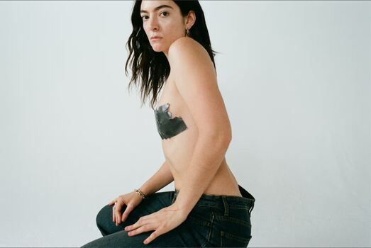 Full leaked Lorde  page private onlyfans photo