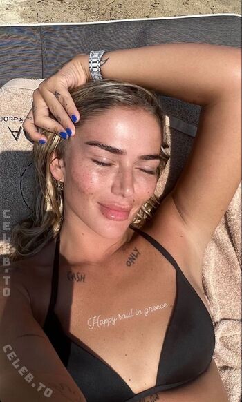 Loredana Zefi