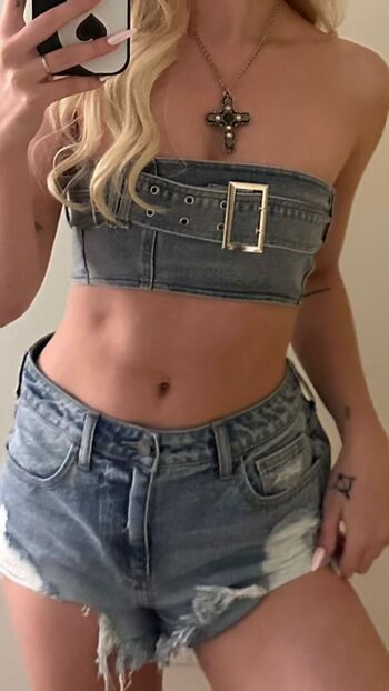 Full leaked Loren gray private onlyfans photo