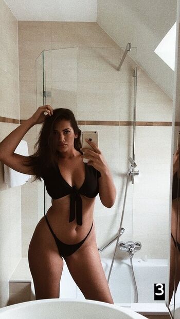 Full leaked Lorena duran private onlyfans photo
