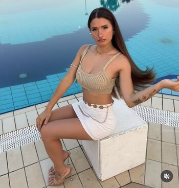 Full leaked Lorenza amitrano private onlyfans photo
