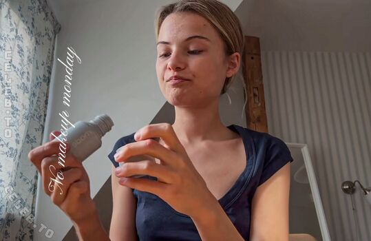 Lotta Emilie Stichler