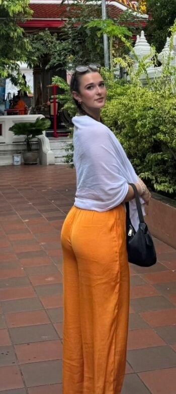 Full leaked Lotti aisha private onlyfans photo