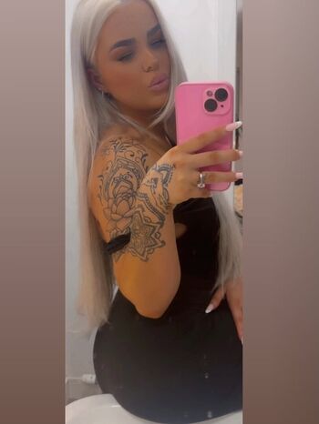 Full leaked Lotus petrie page private onlyfans photo