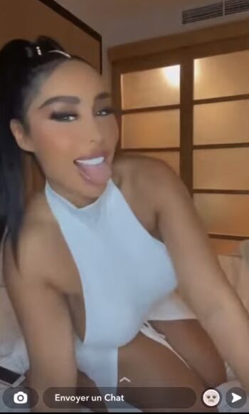 Full leaked Loubna private onlyfans photo