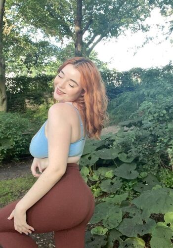 Full leaked Loudemily private onlyfans photo