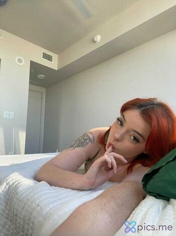 Full leaked Loudemily private onlyfans photo