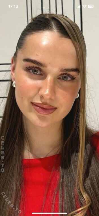 Full leaked Louisa jindaoui page private onlyfans photo