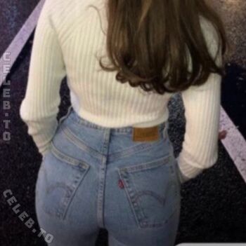 Full leaked Louisa jindaoui private onlyfans photo