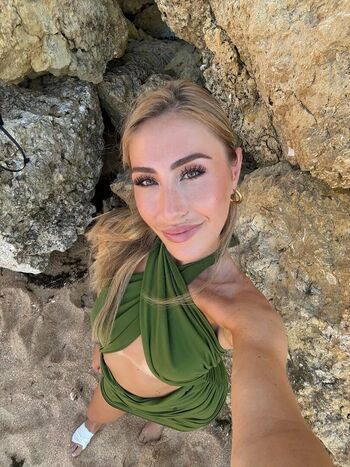 Full leaked Louisa naomi private onlyfans photo