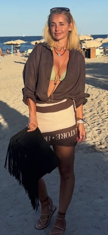Full leaked Louise redknapp private onlyfans photo