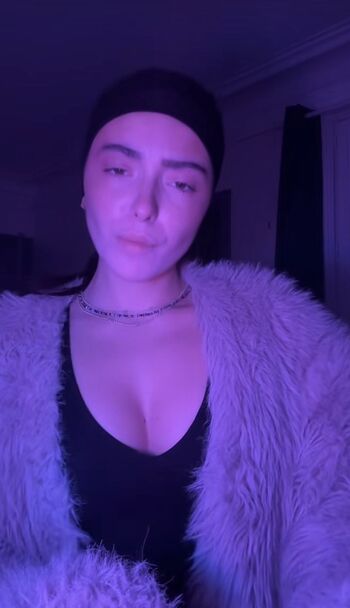 Full leaked Louisebrd private onlyfans photo