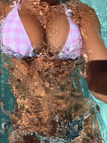 Full leaked Loulou fbl private onlyfans photo