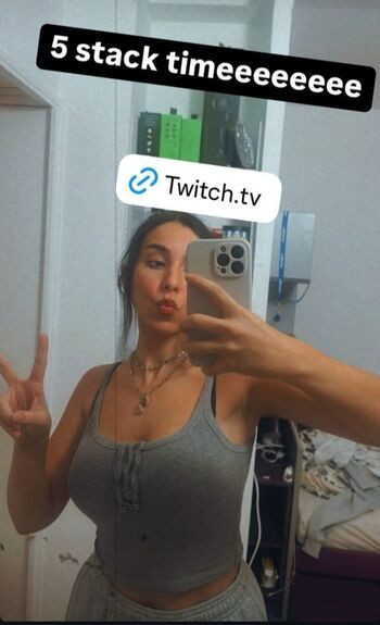 Full leaked Loupiote private onlyfans photo