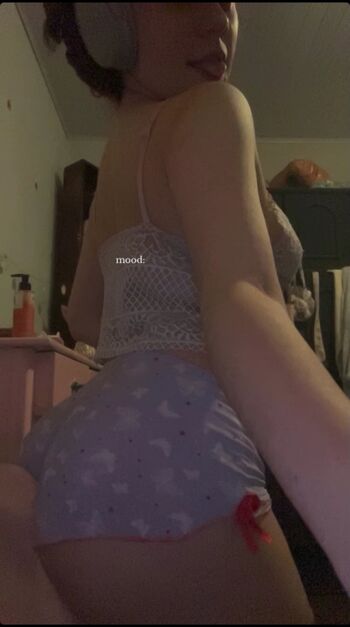 Full leaked Lourenbela private onlyfans photo