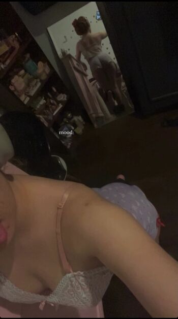 Full leaked Lourenbela private onlyfans photo